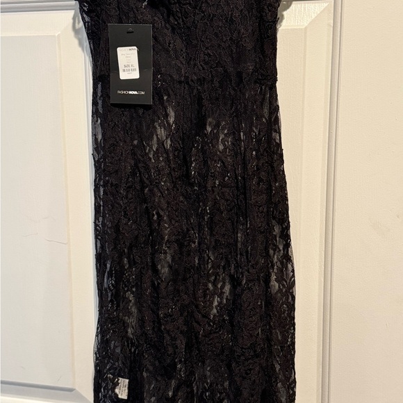 Fashion Nova Black Lace Chemise - Picture 4 of 6